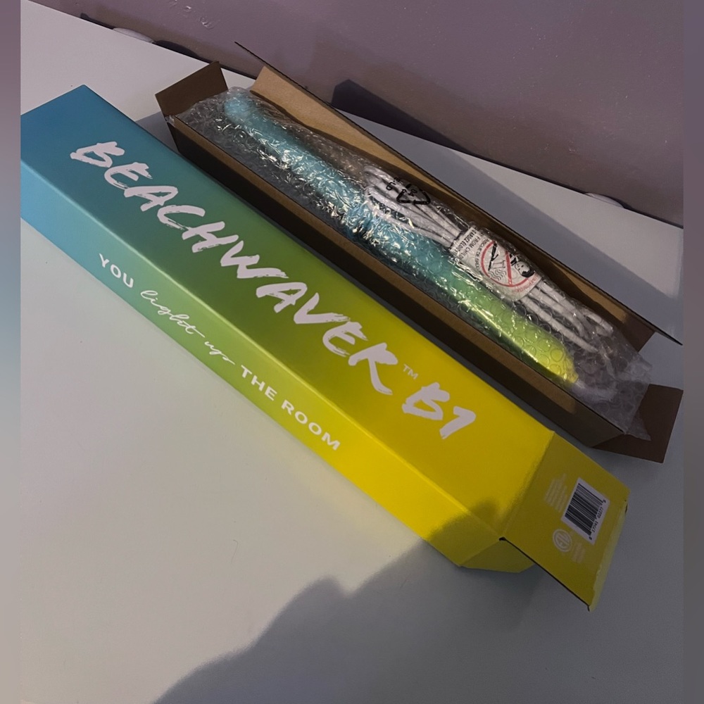 BEACHWAVER B1 rotating curling iron. Limited edition neon ocean blue.